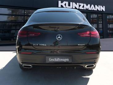 Mercedes GLE 300 Night Edition — photo 4