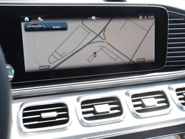 Mercedes GLE 300 Night Edition — photo 13