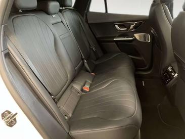 Mercedes EQE 500 — photo 14
