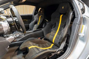 Ferrari 812 Competizione — photo 9