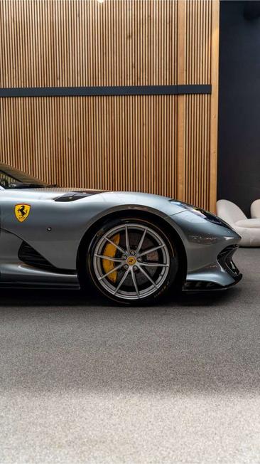 Ferrari 812 Competizione — photo 32