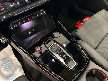 Audi RS3 Sportback — photo 12