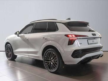 Audi Q3 35 TFSI — photo 4