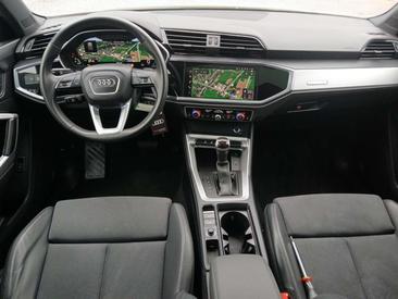 Audi Q3 35 TFSI — photo 15