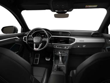 Audi Q3 40 TFSI Quattro — photo 8