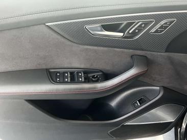 Audi RSQ8 — photo 7