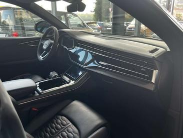 Audi RSQ8 — photo 15