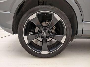 Audi Q2 35 TDI — photo 9