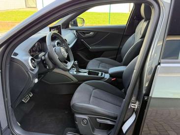 Audi Q2 35 TDI — photo 9