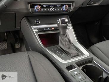 Audi Q3 2.0 TDI — photo 9