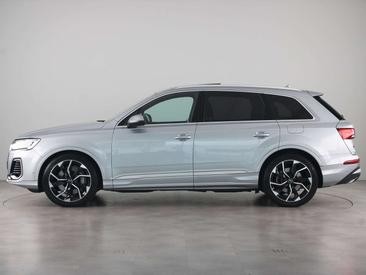 Audi Q7 TFSI E 55 E Quattro — photo 14