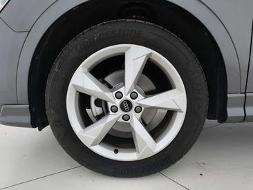 Audi Q3 35 TDI — photo 7