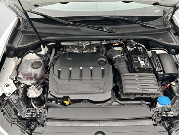 Audi Q3 35 TDI — photo 14