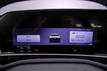 Audi Q3 E-hybrid — photo 8