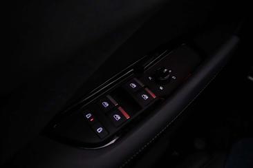 Audi Q3 E-hybrid — photo 9