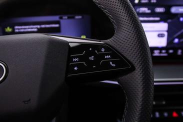 Audi Q3 E-hybrid — photo 14