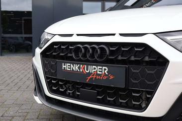 Audi A1 Sportback 35 TFSI — photo 29