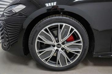Audi A5 Avant TFSI Quattro — photo 4