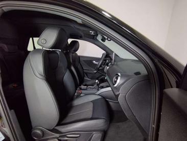 Audi Q2 35 TDI — photo 9