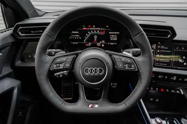 Audi S 3 Sportback TFSI — photo 8