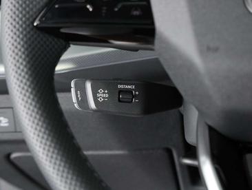 Audi Q3 2.0 TDI — photo 12