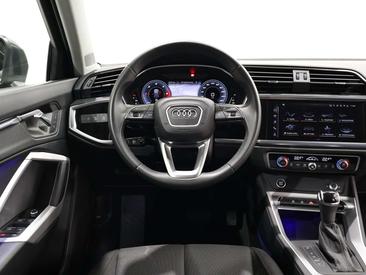 Audi Q3 2.0 TDI — photo 6
