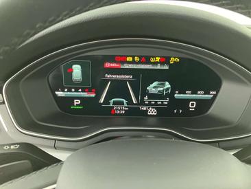 Audi A4 30 TDI — photo 14