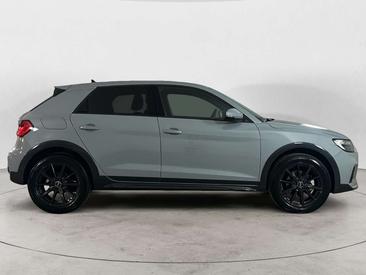 Audi A1 Break Surélevé 30 TFSI — photo 5