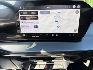 Audi Q3 35 TDI — photo 12