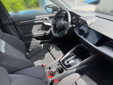 Audi A3 Sportback 35 TDI — photo 13