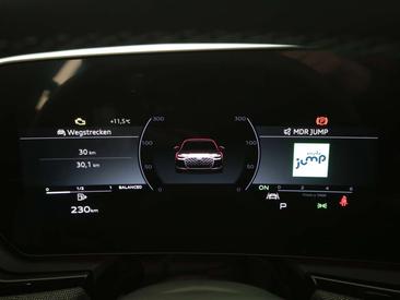 Audi A6 Avant 40 TDI — photo 11