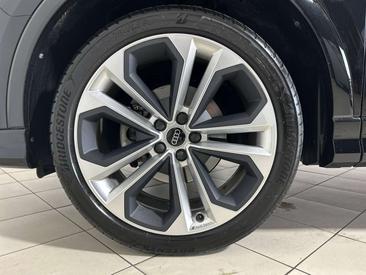 Audi Q3 35 TDI — photo 4
