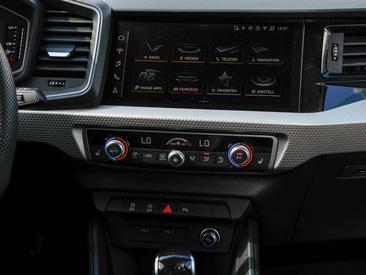 Audi A1 Sportback 30 TFSI — photo 12