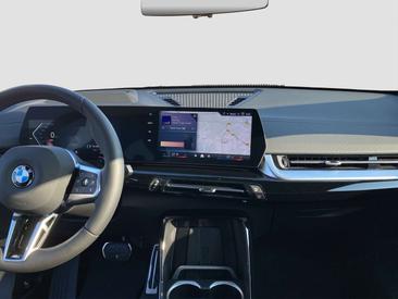 BMW X2 SDrive20i — photo 13