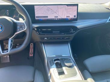 BMW Série 3 Berline 330e — photo 13