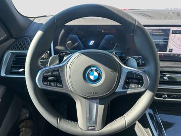 BMW X5 XDrive50e PHEV — photo 12