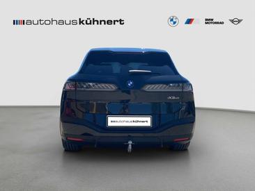 BMW iX3 — photo 5