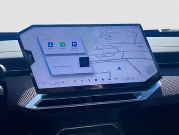 BMW iX3 — photo 13