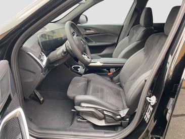 BMW X1 SDrive18d — photo 10