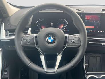 BMW X1 SDrive20d — photo 12