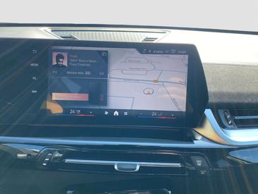 BMW X1 SDrive18d — photo 13