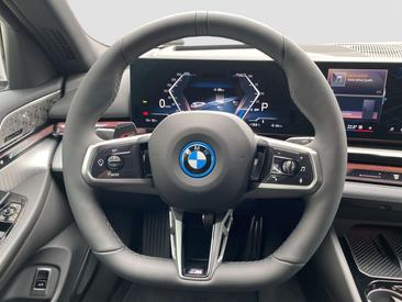 BMW I5 Touring XDrive40 — photo 12