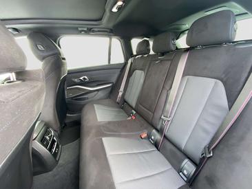 BMW Série 3 Berline 320d XDrive — photo 13