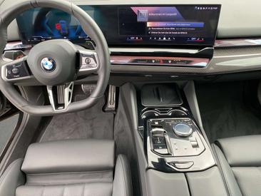 BMW Série 5 520d — photo 13