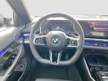 BMW Série 5 Touring 540d XDrive — photo 13