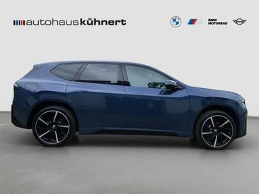 BMW iX3 50 XDrive — photo 7