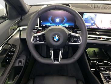 BMW Série 5 520d — photo 12