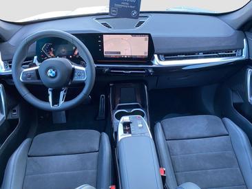 BMW X1 SDrive18d — photo 11