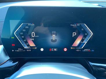 BMW X1 SDrive18d — photo 14