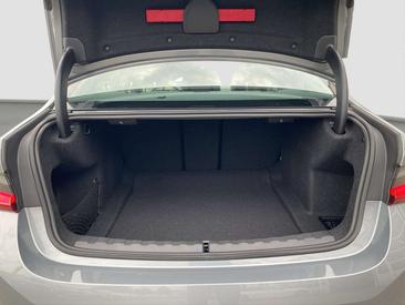 BMW Série 3 Berline 318i — photo 9